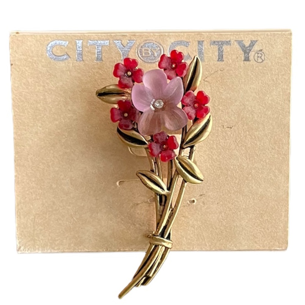 Flower Bouquet Pin Brooch Vintage Style Cottagecore Floral Gold Rose Pink Mauve